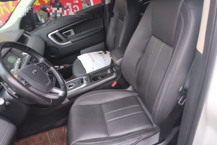 Used Land Rover Discovery Sport 2016 2.0T SE Left Front Seat