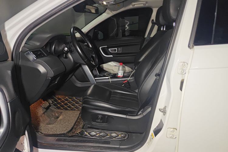 Used Land Rover Discovery Sport 2016 2.0T SE Left Front Seat