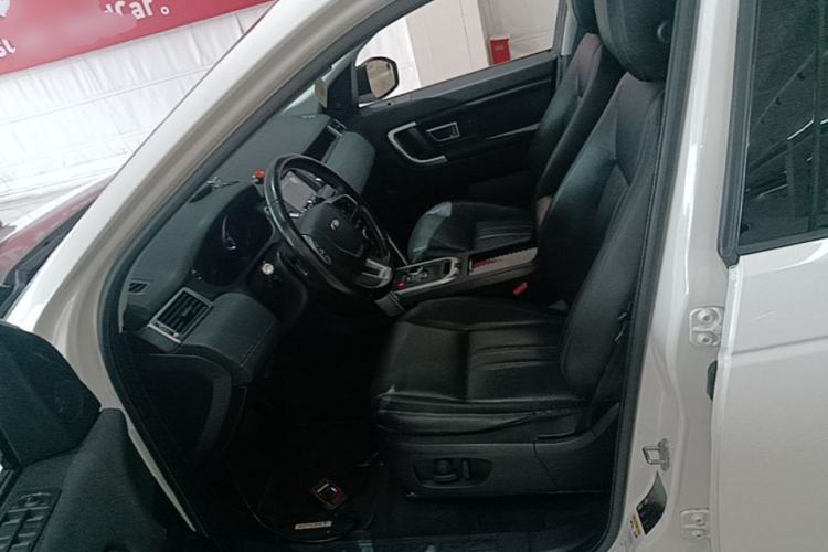 Used Land Rover Discovery Sport 2016 2.0T HSE Left Front Seat