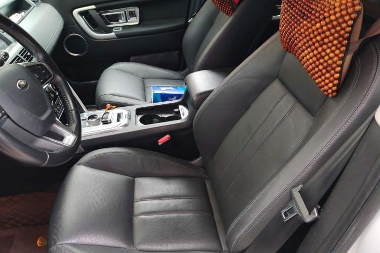 Used Land Rover Discovery Sport 2016 2.0T HSE Left Front Seat