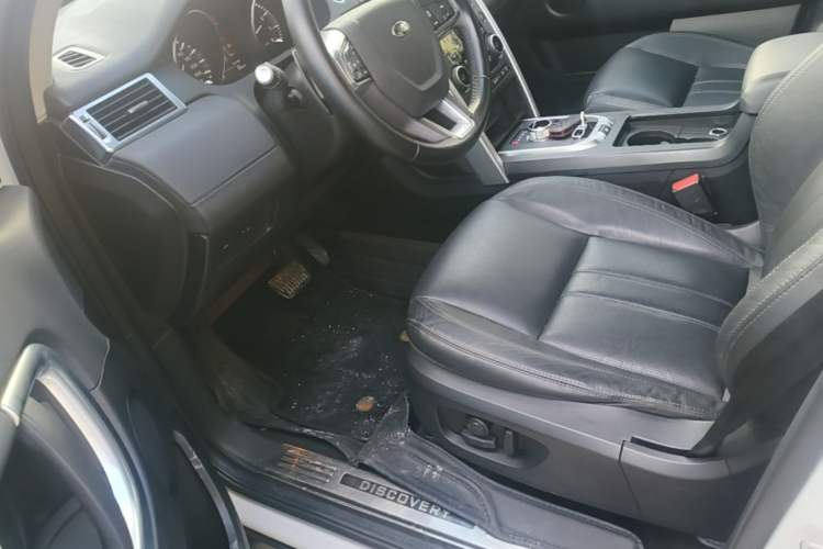 Used Land Rover Discovery Sport 2016 2.0T HSE Left Front Seat