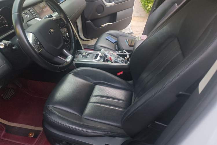 Used Land Rover Discovery Sport 2016 2.0T SE Left Front Seat