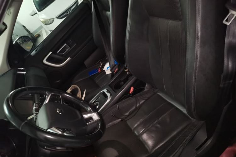 Used Land Rover Discovery Sport 2016 2.0T HSE Left Front Seat