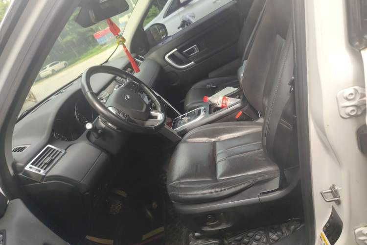 Used Land Rover Discovery Sport 2016 2.0T HSE Left Front Seat