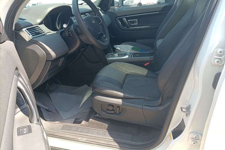 Used Land Rover Discovery Sport 2016 2.0T S Left Front Seat