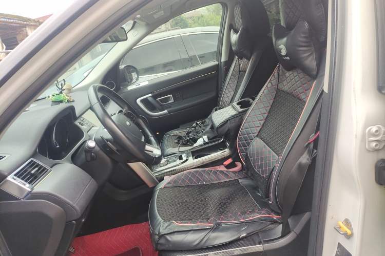Used Land Rover Discovery Sport 2016 2.0T HSE Left Front Seat
