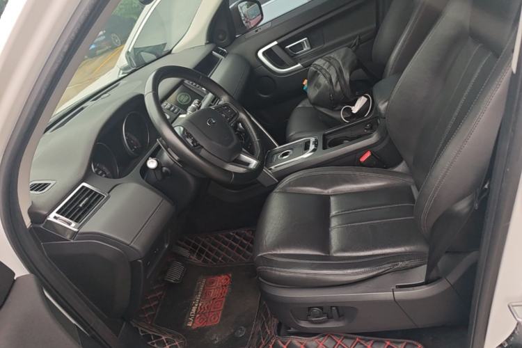 Used Land Rover Discovery Sport 2016 2.0T SE Left Front Seat