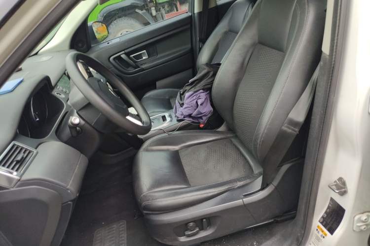 Used Land Rover Discovery Sport 2016 2.0T S Left Front Seat