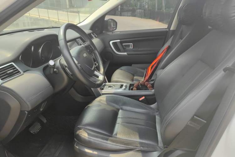 Used Land Rover Discovery Sport 2016 2.0T SE Left Front Seat