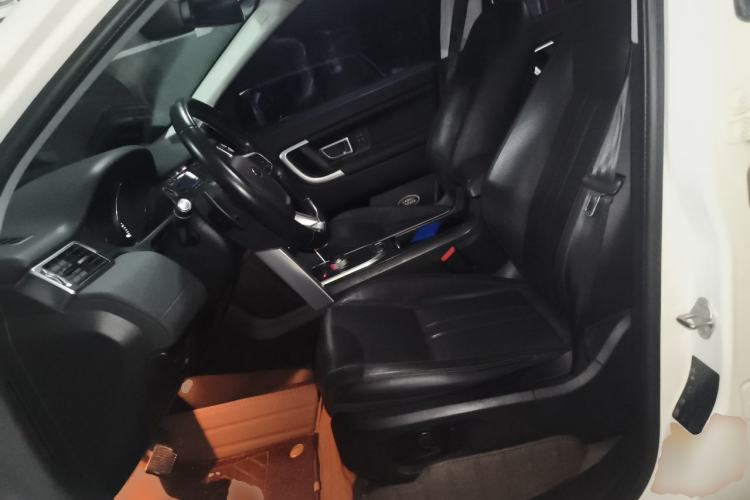 Used Land Rover Discovery Sport 2016 2.0T HSE Left Front Seat
