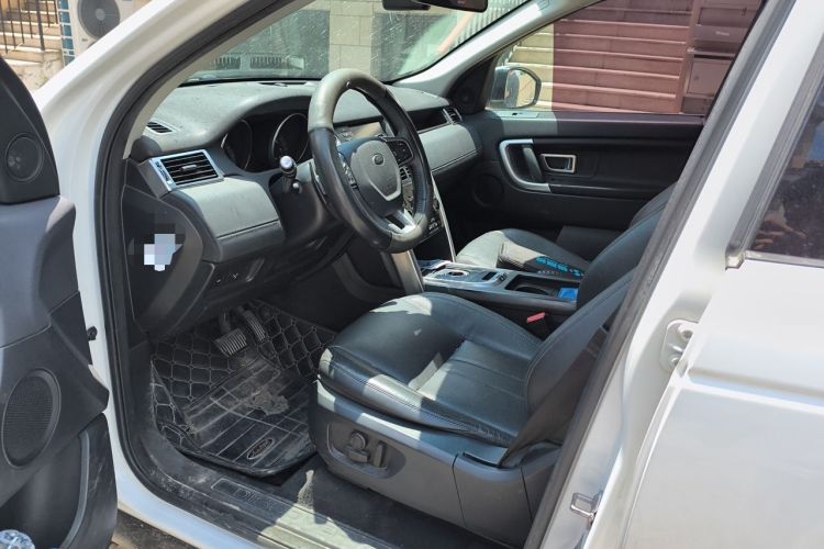 Used Land Rover Discovery Sport 2016 2.0T SE Left Front Seat