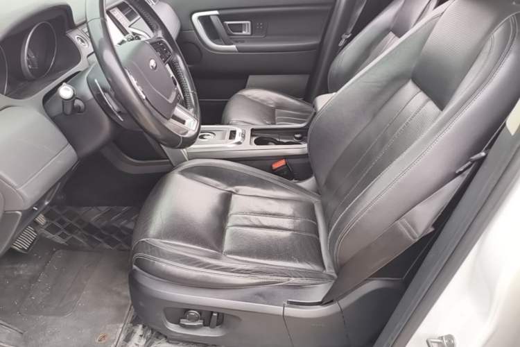 Used Land Rover Discovery Sport 2016 2.0T HSE Left Front Seat