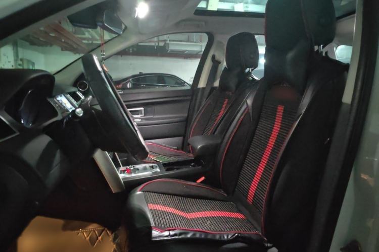 Used Land Rover Discovery Sport 2016 2.0T SE Left Front Seat