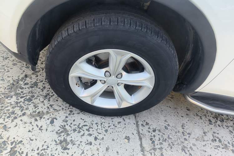 Used Land Rover Discovery Sport 2016 2.0T S Left Front Wheel Hub