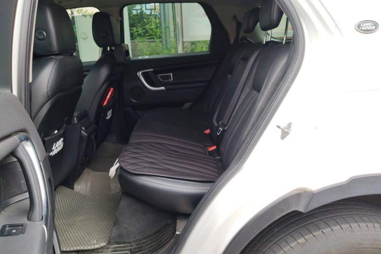 Used Land Rover Discovery Sport 2016 2.0T SE Left Rear Seat