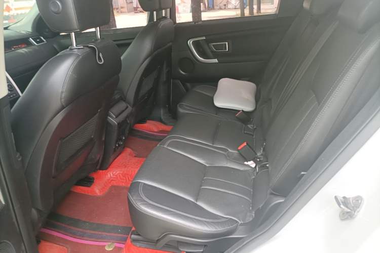 Used Land Rover Discovery Sport 2016 2.0T HSE Left Rear Seat