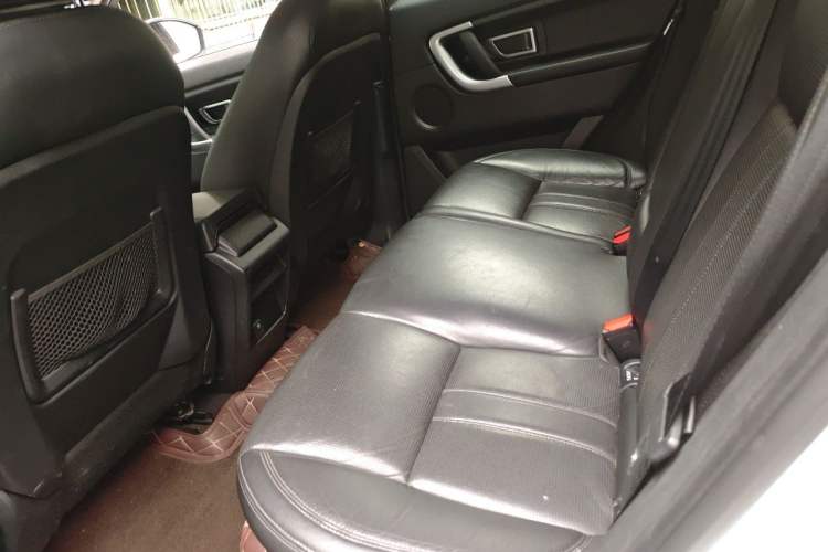Used Land Rover Discovery Sport 2016 2.0T SE Left Rear Seat