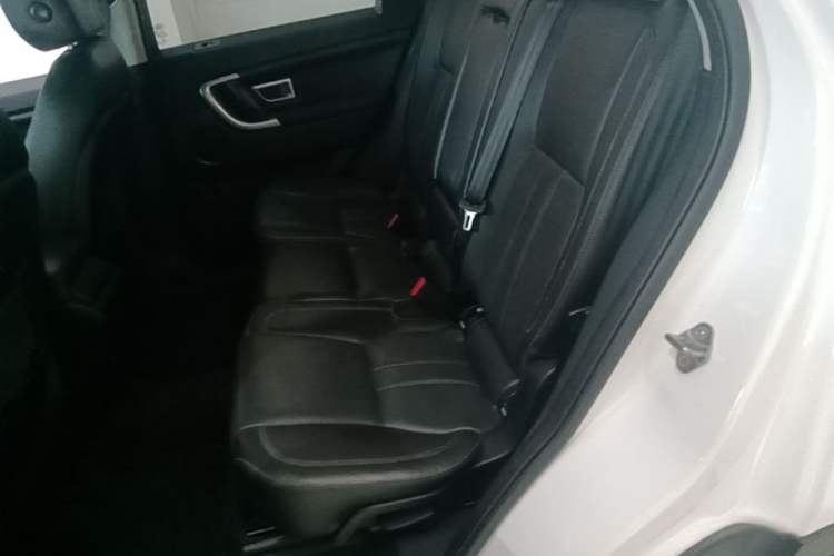 Used Land Rover Discovery Sport 2016 2.0T HSE Left Rear Seat