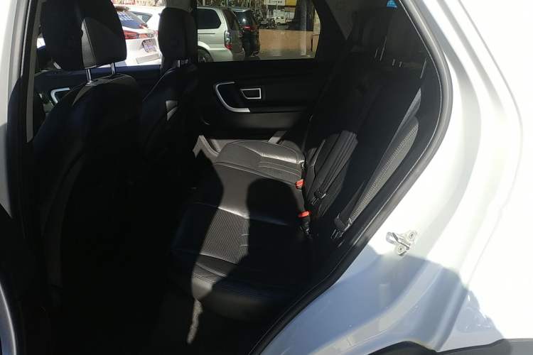 Used Land Rover Discovery Sport 2016 2.0T SE Left Rear Seat
