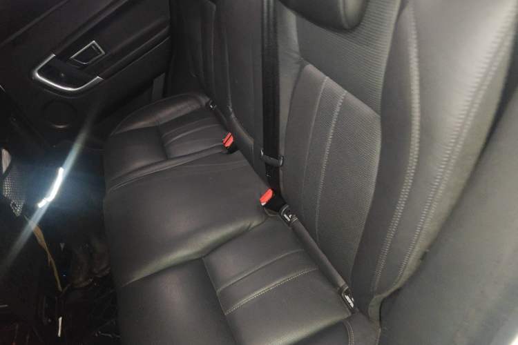 Used Land Rover Discovery Sport 2016 2.0T SE Left Rear Seat