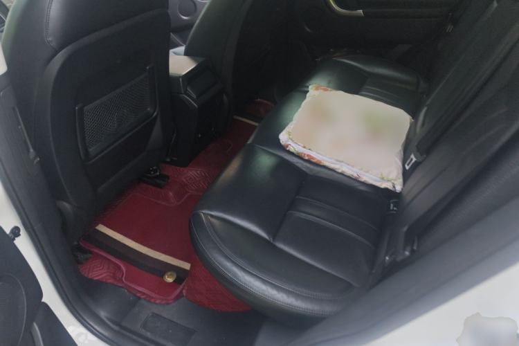 Used Land Rover Discovery Sport 2016 2.0T SE Left Rear Seat
