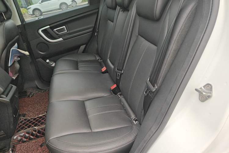 Used Land Rover Discovery Sport 2016 2.0T SE Left Rear Seat