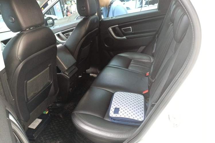 Used Land Rover Discovery Sport 2016 2.0T SE Left Rear Seat