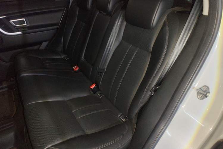 Used Land Rover Discovery Sport 2016 2.0T SE Left Rear Seat