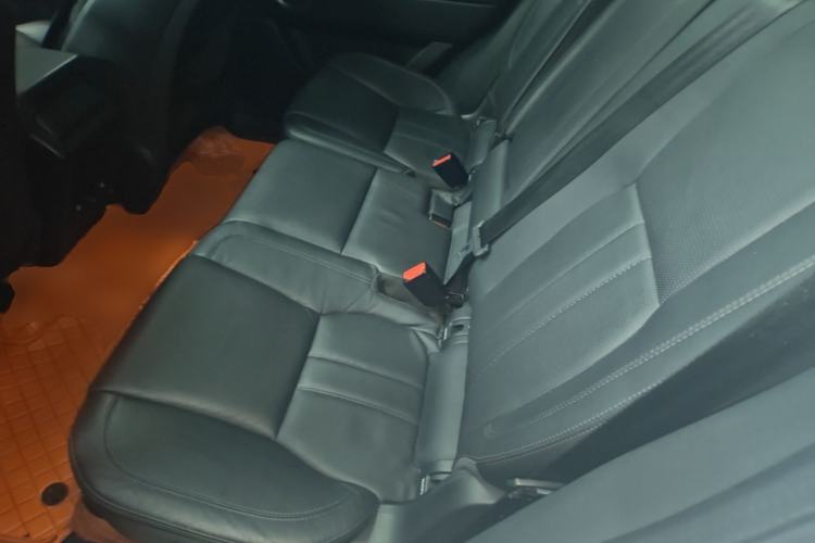 Used Land Rover Discovery Sport 2016 2.0T HSE Left Rear Seat