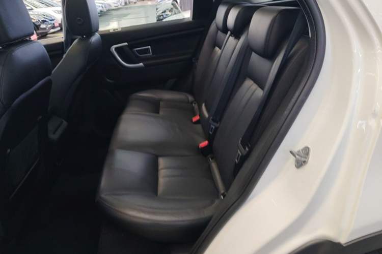 Used Land Rover Discovery Sport 2016 2.0T SE Left Rear Seat