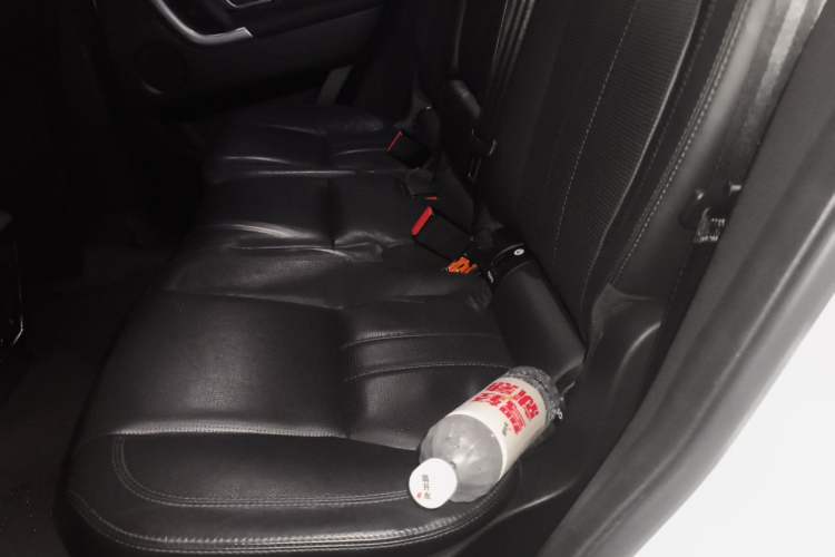 Used Land Rover Discovery Sport 2016 2.0T HSE Left Rear Seat