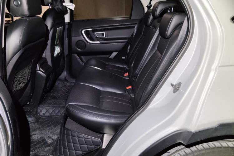 Used Land Rover Discovery Sport 2016 2.0T SE Left Rear Seat