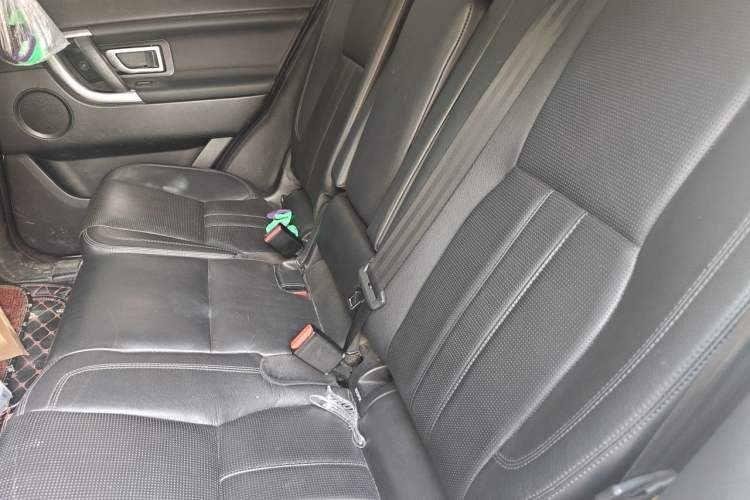 Used Land Rover Discovery Sport 2016 2.0T HSE Left Rear Seat
