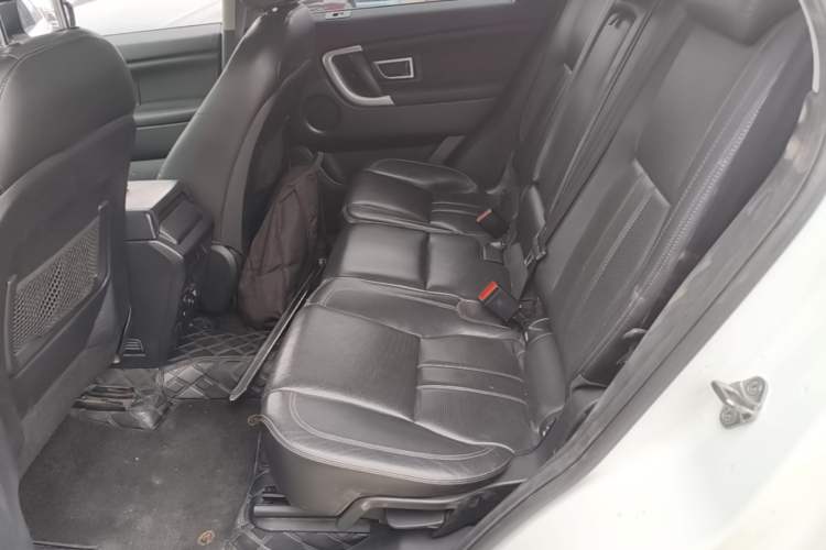 Used Land Rover Discovery Sport 2016 2.0T HSE Left Rear Seat