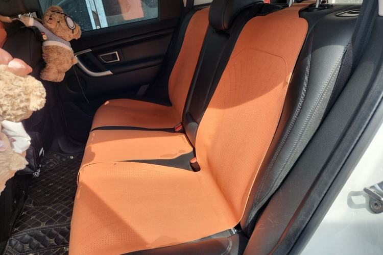 Used Land Rover Discovery Sport 2016 2.0T SE Left Rear Seat