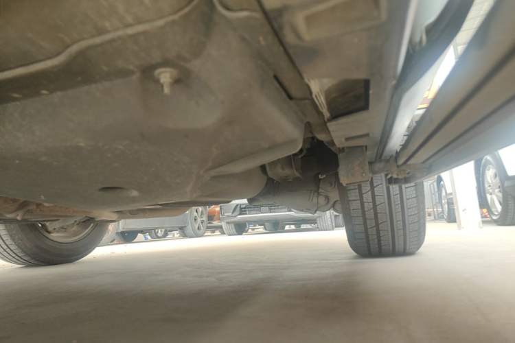 Used Land Rover Discovery Sport 2016 2.0T SE Left Side Sill