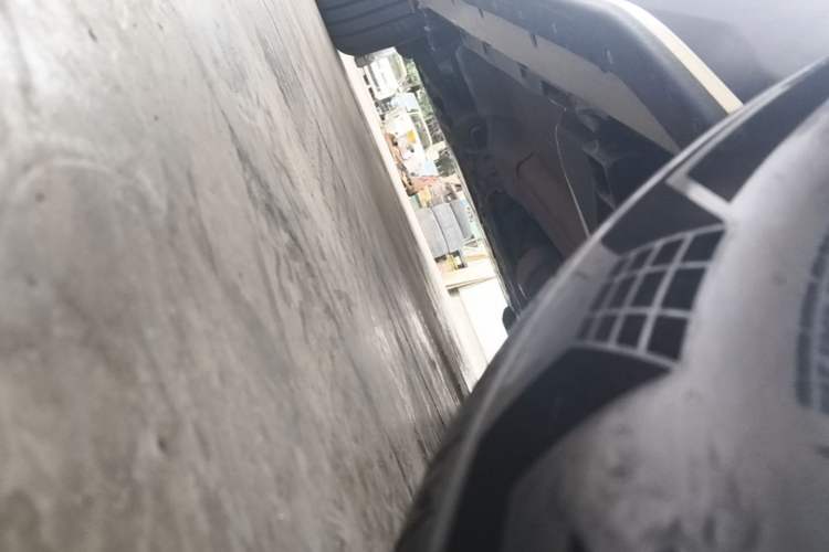 Used Land Rover Discovery Sport 2016 2.0T SE Left Side Sill