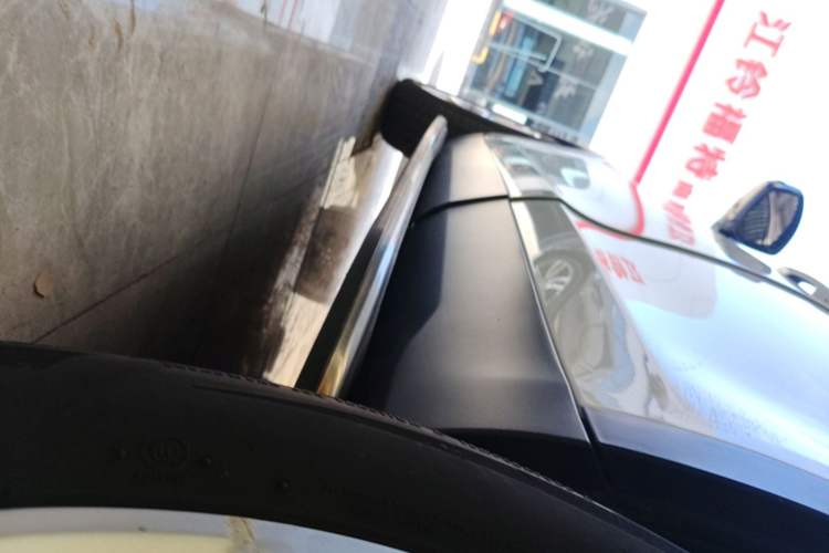 Used Land Rover Discovery Sport 2016 2.0T HSE Left Side Sill