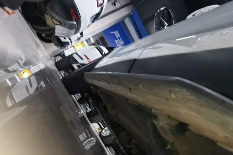 Used Land Rover Discovery Sport 2016 2.0T SE Left Side Sill