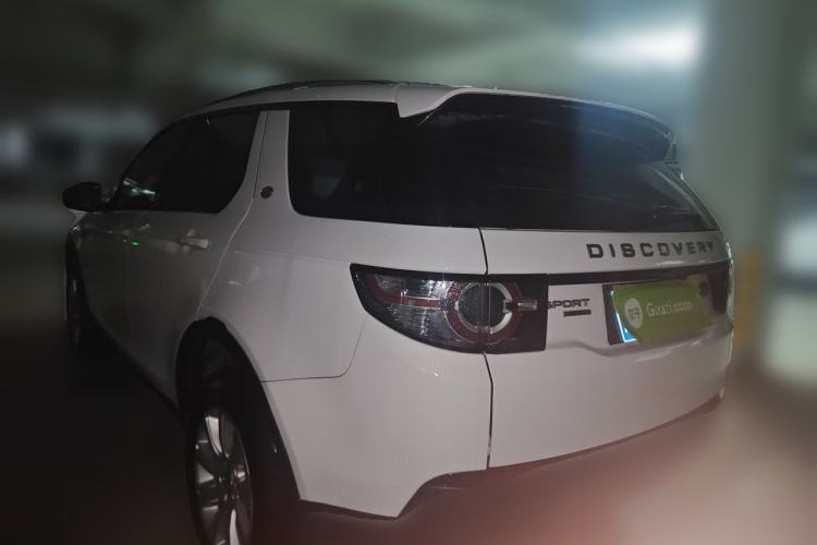 Used Land Rover Discovery Sport 2016 2.0T SE Rear Left 45 Deg