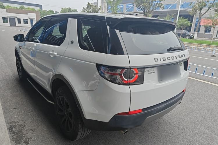 Used Land Rover Discovery Sport 2016 2.0T SE Rear Left 45 Deg