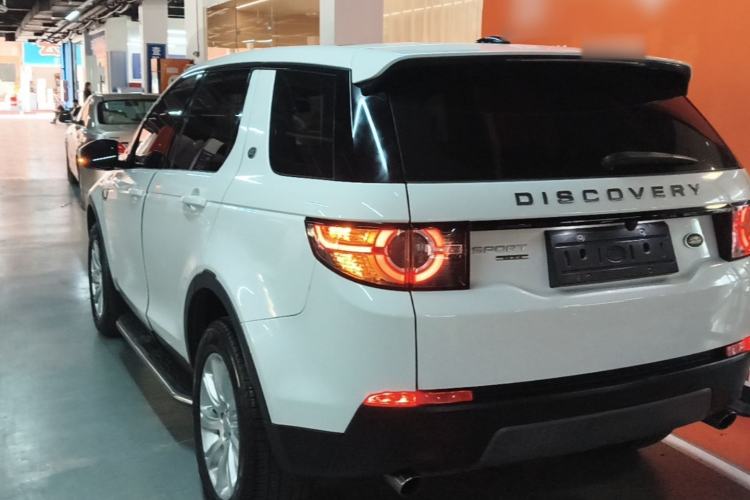 Used Land Rover Discovery Sport 2016 2.0T SE Rear Left 45 Deg