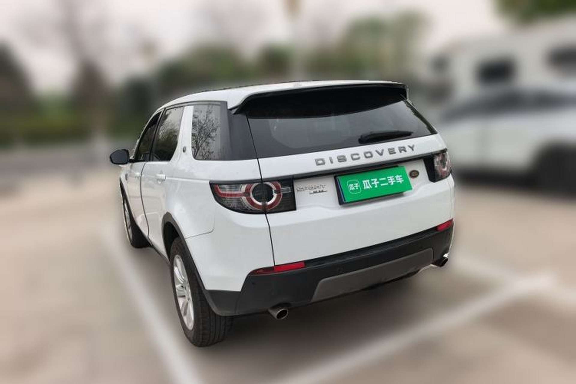 Used Land Rover Discovery Sport 2016 2.0T SE Rear Left 45 Deg