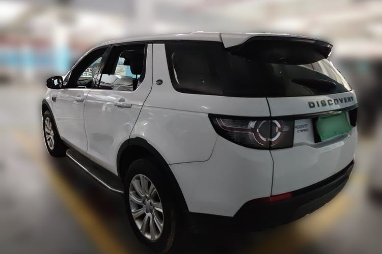 Used Land Rover Discovery Sport 2016 2.0T SE Rear Left 45 Deg