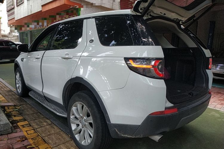 Used Land Rover Discovery Sport 2016 2.0T SE Rear Left 45 Deg
