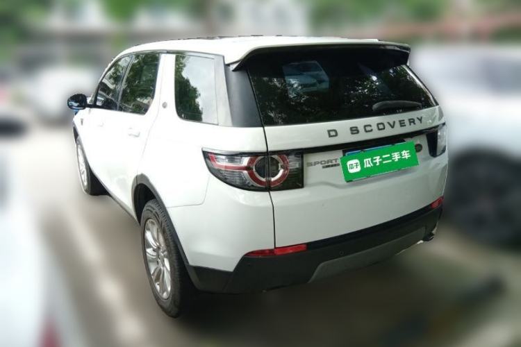 Used Land Rover Discovery Sport 2016 2.0T SE Rear Left 45 Deg