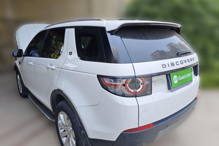 Used Land Rover Discovery Sport 2016 2.0T SE Rear Left 45 Deg