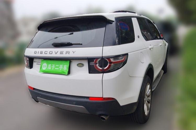 Used Land Rover Discovery Sport 2016 2.0T SE Rear Right 45 Deg