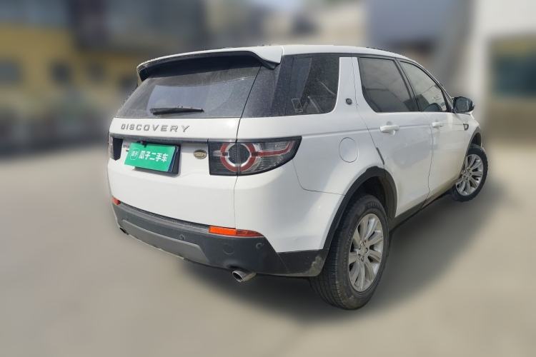 Used Land Rover Discovery Sport 2016 2.0T SE Rear Right 45 Deg