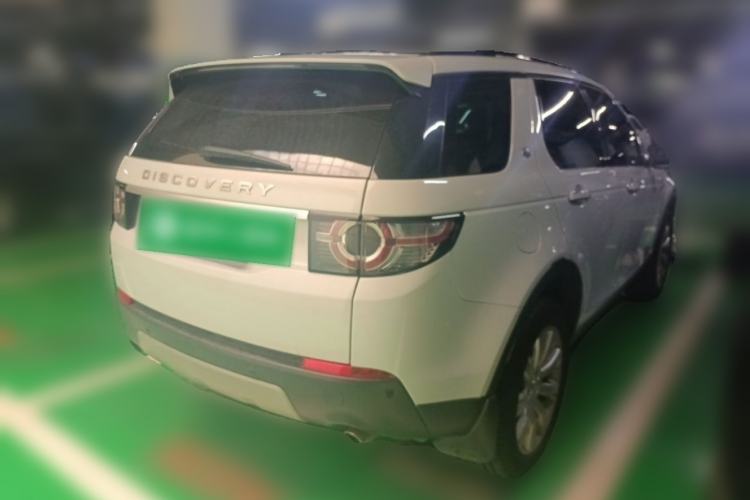 Used Land Rover Discovery Sport 2016 2.0T HSE Rear Right 45 Deg